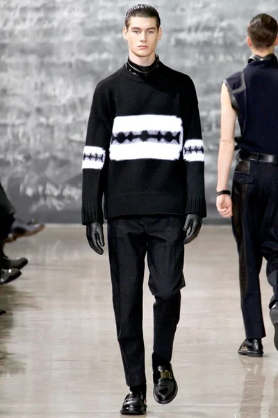 Look 20